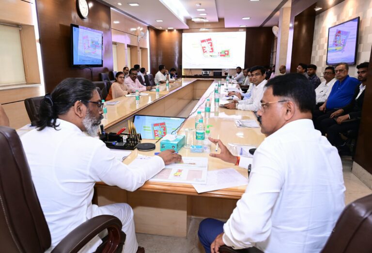 झारखंड में भारी बारिश को लेकर मुख्यमंत्री हेमन्त सोरेन ने उपायुक्तों संग की बैठक, अलर्ट रहने के निर्देश