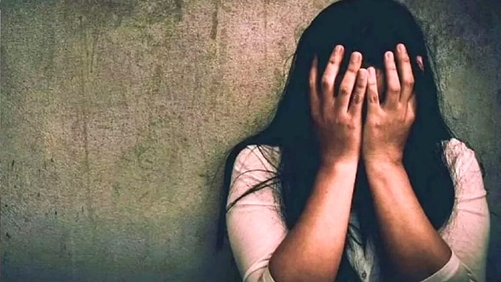 नाबालिग से दु’ष्कर्म के मामले में दो आरोपी गिरफ्तार, ऑटो और बाइक जब्त