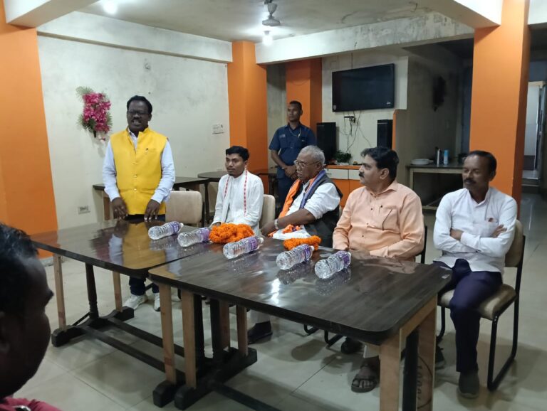 लोहरदगा में भाजपा जनजाति सुरक्षा मंच की बैठक, उठे धर्मांतरण पर गंभीर सवाल