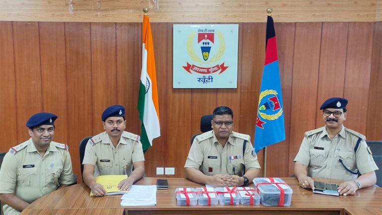 खूंटी में फ्लिपकार्ट हब इंचार्ज के साथ हुई लूटकांड का खुलासा, चार आरोपित गिरफ्तार