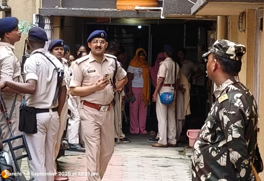 10 लड़कियां हिरासत में, रांची के बीचोबीच बड़े सेक्स रैकेट का खुलासा