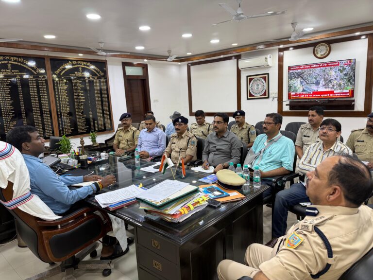 रांची प्रशासन अलर्ट : दुर्गापूजा 2025 की तैयारियों पर बनी रणनीति, दिए गए खास निर्देश