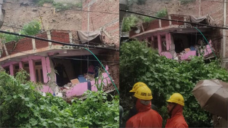 कुल्लू में भूस्खलन से तबाही: मकान दबा, 6 लोग मलबे में फंसे, 1300 सड़कें ठप – हालात बिगड़े
