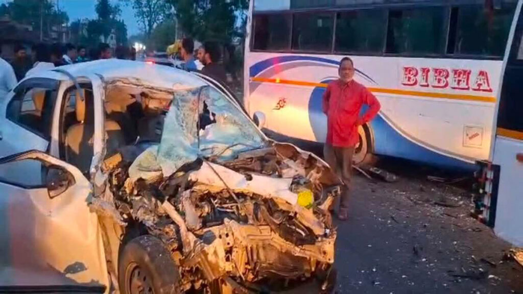 गिरिडीह सड़क हादसा आज