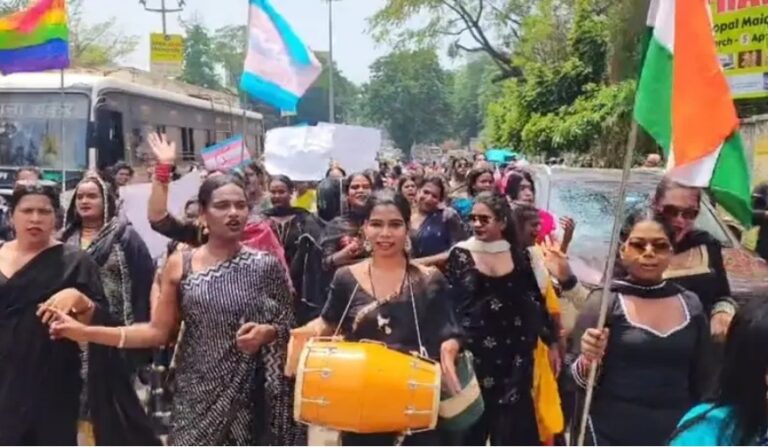 ट्रांसजेंडर बिल 2026 पर किन्नर समुदाय का उग्र विरोध प्रदर्शन